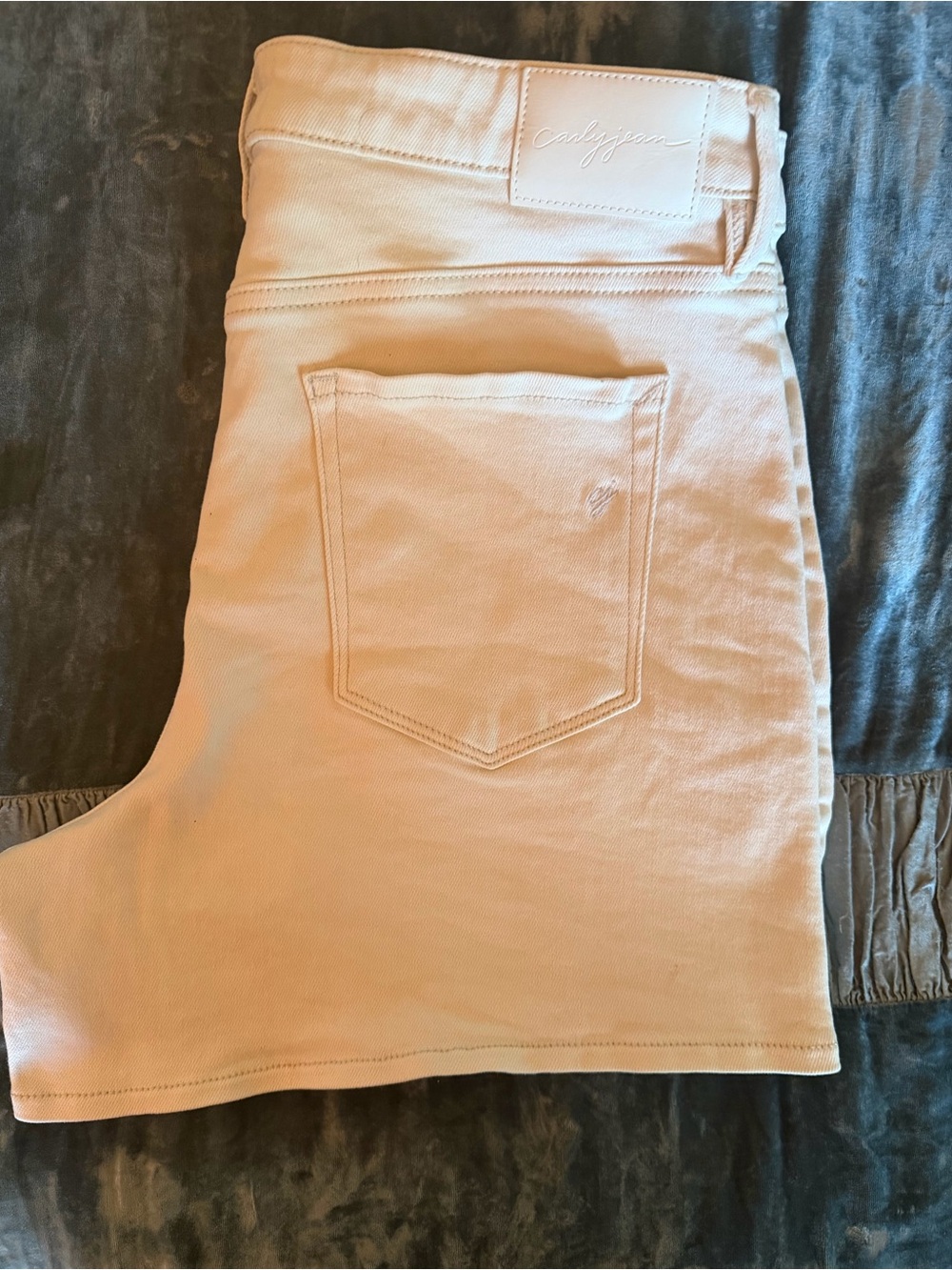 Carly Jean Los Angeles Hendrix Cream Jean Shorts